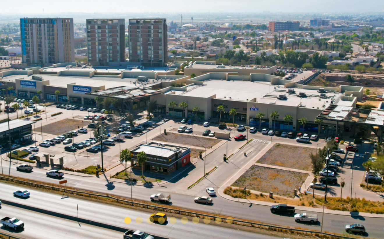 Almanara Centro Comercial
